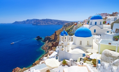 Traumausblick in Oia auf Santorini (Patryk Kosmider / stock.adobe.com)  lizenziertes Stockfoto 
License Information available under 'Proof of Image Sources'